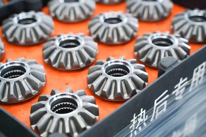 &ldquo;小巨人&rdquo; 領(lǐng)航 &ldquo;高精尖&rdquo; 奮進(jìn) 雅安制造動(dòng)能澎湃 --我市2月新聞通氣會(huì)走進(jìn)企業(yè),看發(fā)展、看動(dòng)力